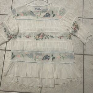 Pink Cattlelac Embroidered white Gauzy top S
